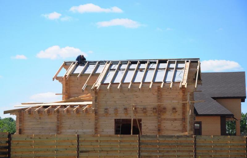 Comment planifier efficacement la r&eacute;novation de votre charpente &agrave; Rixheim