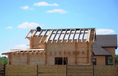 Comment planifier efficacement la r&eacute;novation de votre charpente &agrave; Rixheim